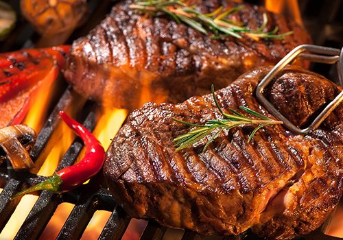 گریل کردن چیست | چگونه می توان انواع غذا را در فر گریل کرد؟